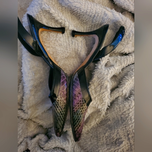 Crocodile Print Manolo Blahnik 3in - Picture 9 of 9